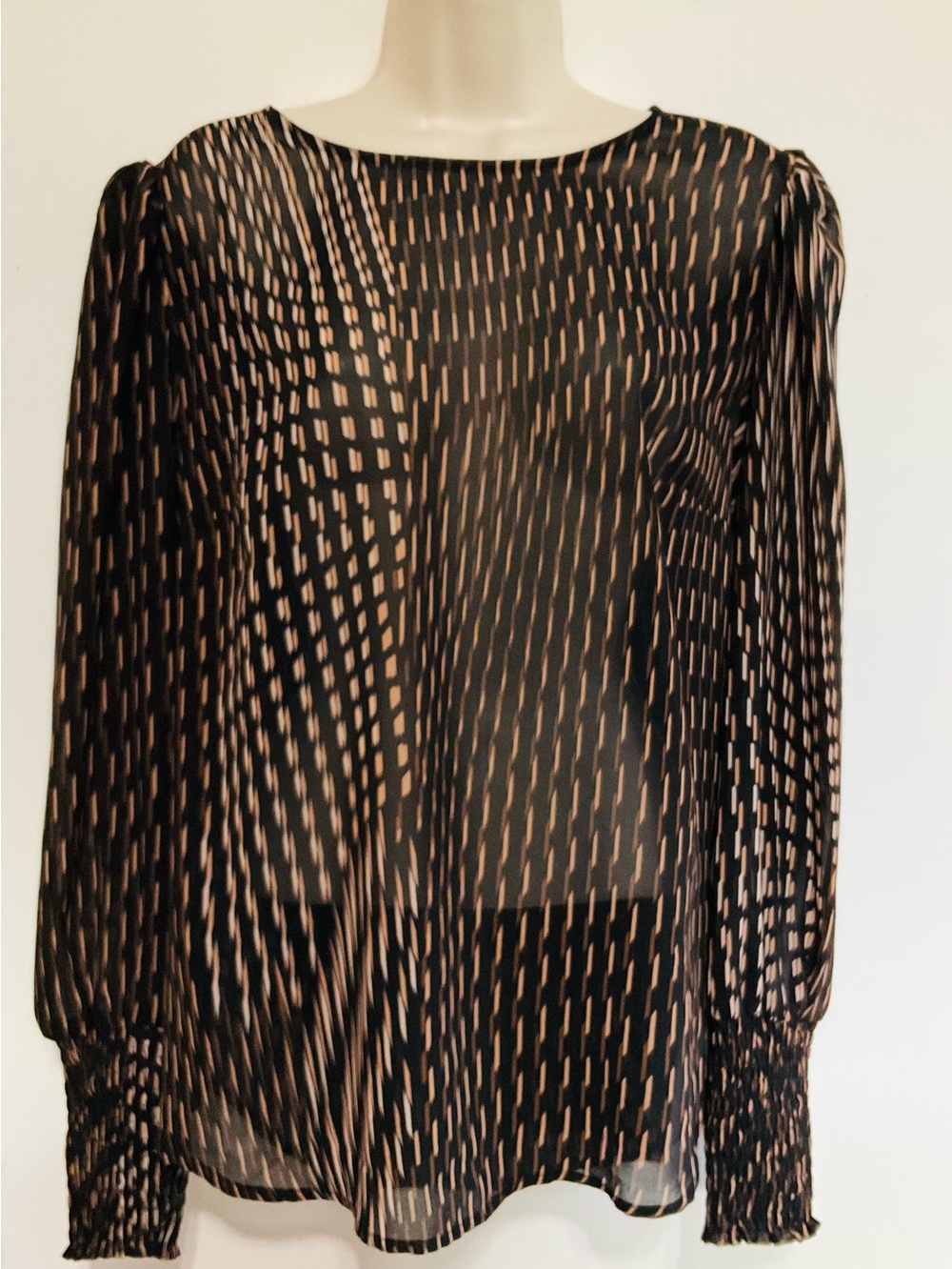 A new day XL blouse long sleeve abstract print